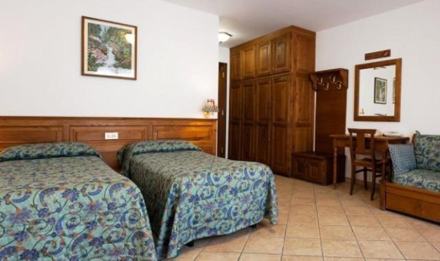 Hotel Villa Plinia Pragelato Exteriör bild